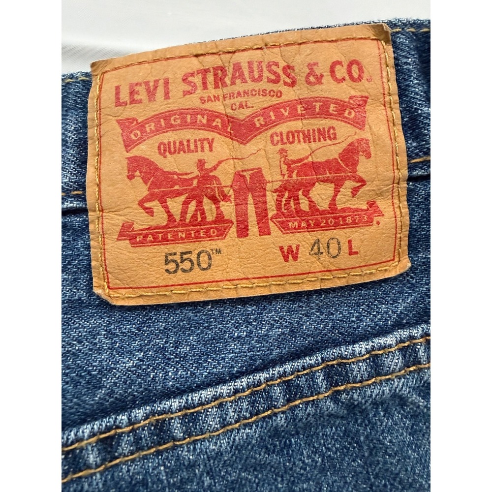 levis 550 denim shorts W40 - Picture 7 of 9